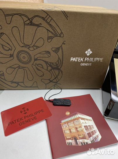 Шкатулка для часов Patek Philippe