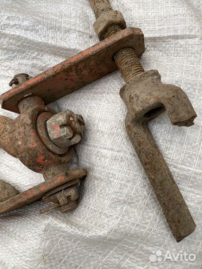 Крюк металлический СССР