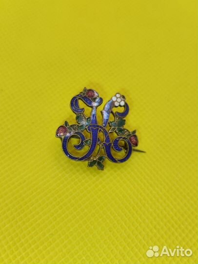 Антикварная брошь