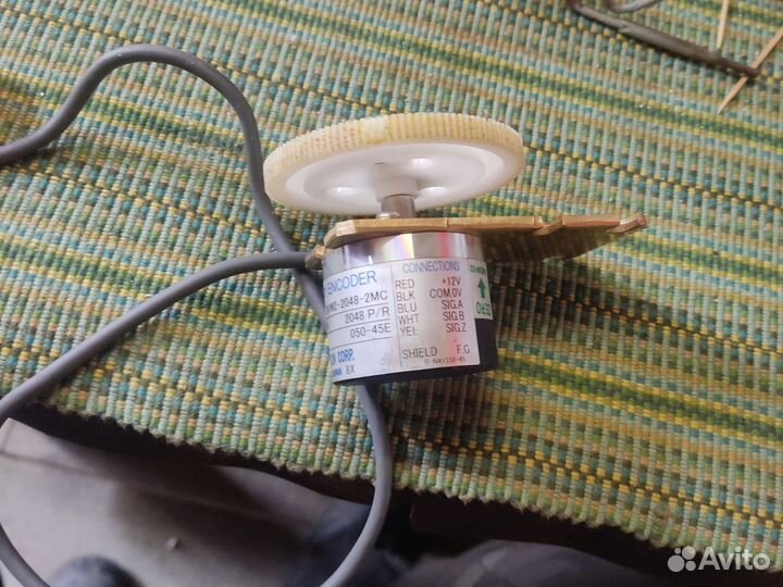 Поворотный энкодер