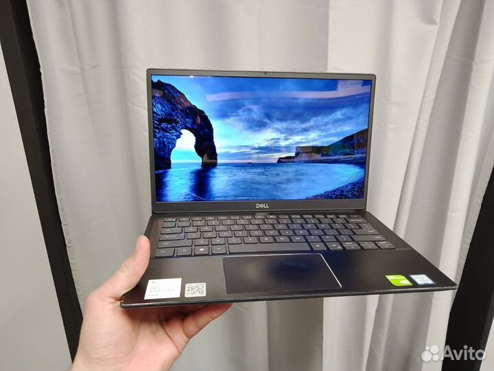 Ультрабук Dell. Core i5 / можно и играть