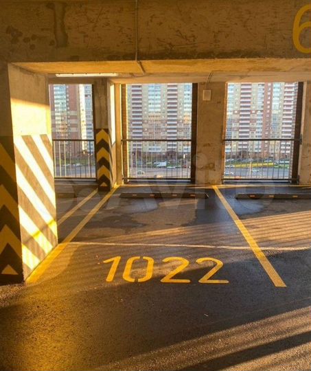 Машиноместо, 13 м²