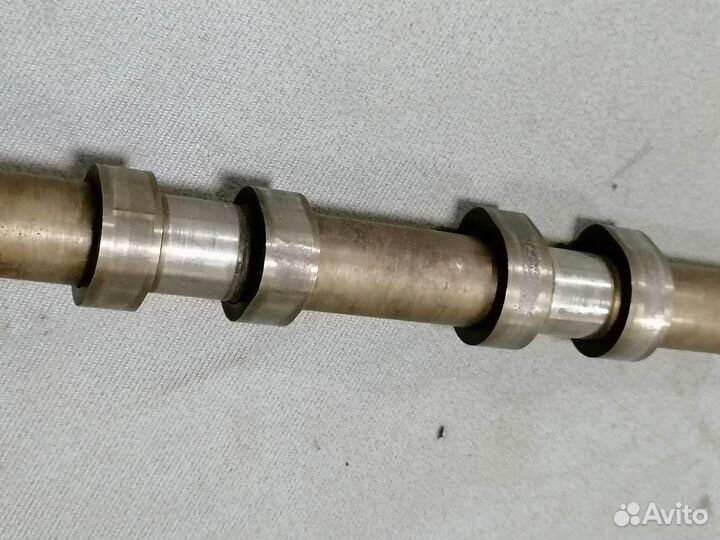 Распредвал выпускной левый Chrysler Concorde 1999