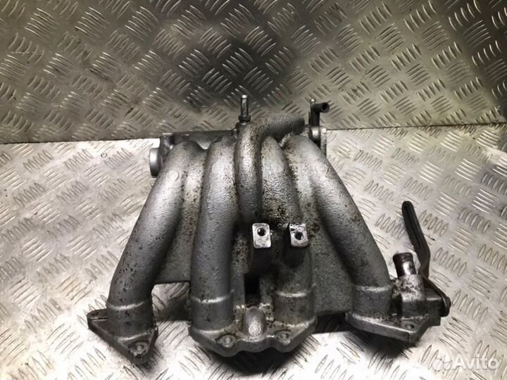 Коллектор впускной Chevrolet Lanos седан 1.5