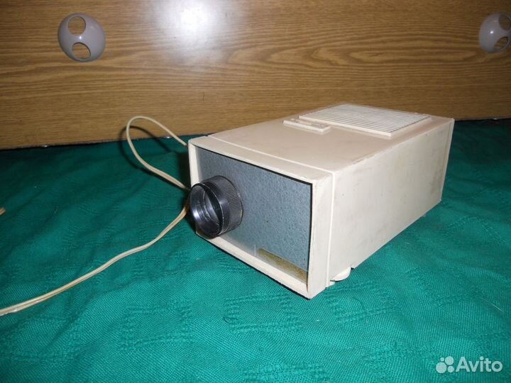 Диапроектор СССР наподобие фд-2 без авито-доставки