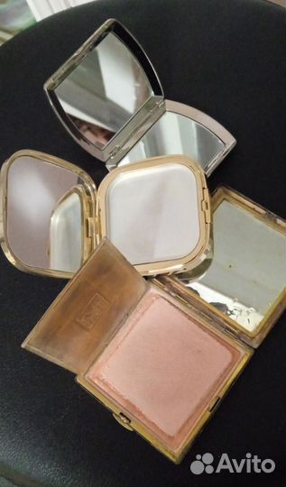 Пудреницы, зеркальце для сумки, б/у