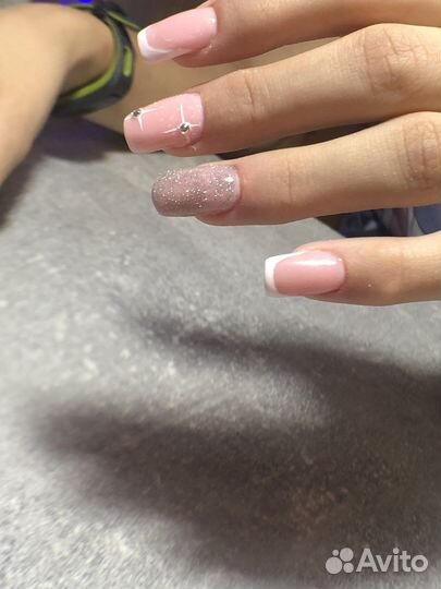 Наращивание ногтей