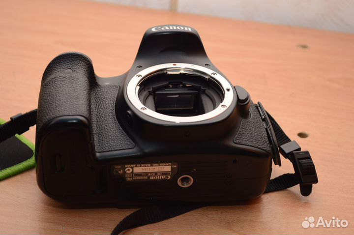 Canon eos 60d body