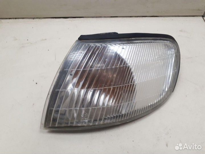 Указатель поворота левый Nissan Sentra