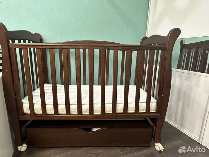 Кроватка детская