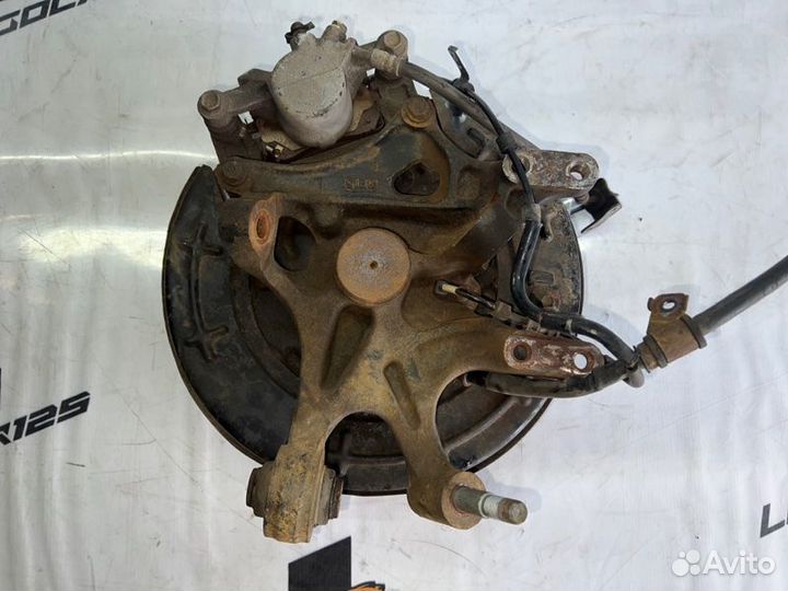 Ступица задняя левая Kia Carnival J3 2008