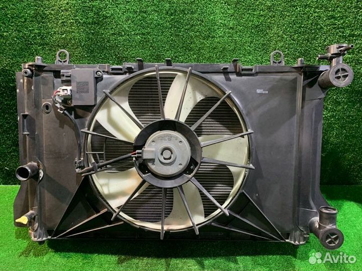 Радиатор охлаждения двигателя Toyota Corolla Axio