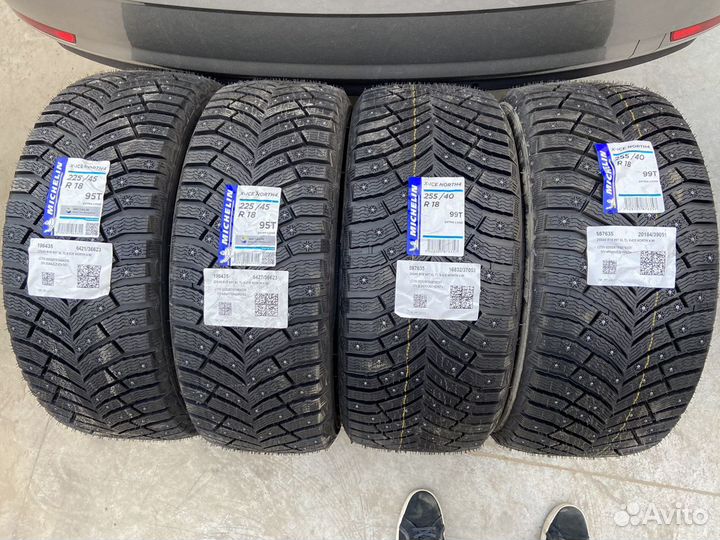 Michelin X-Ice North 4 225/45 R18 и 255/40 R18