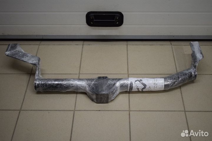 Toyota LC 200 фаркоп тсу новый