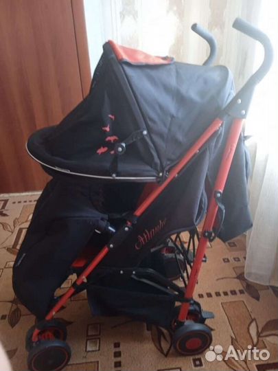 Двухъярусная кровать с матрасами