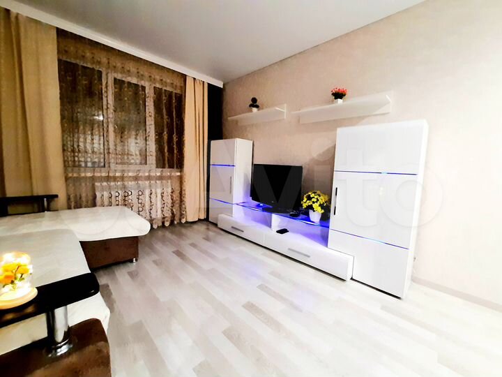 1-к. квартира, 43 м², 8/10 эт.