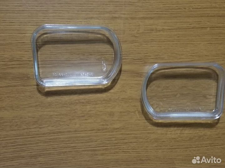 Стекло противотуманной фары mercedes W202,W203