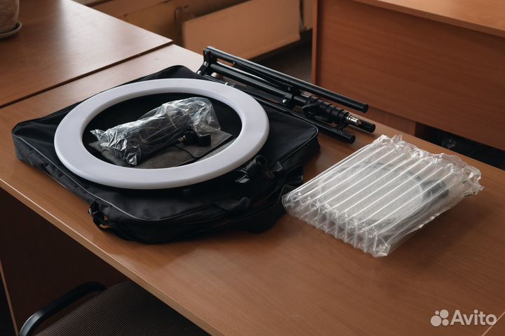 Светодиодный осветитель Raylab RL-0518 Kit