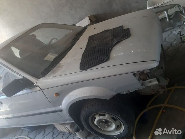 В разборе nissan sunny кузов n13 двс cd17