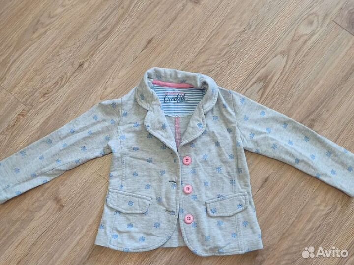 Пиджак на девочку 110