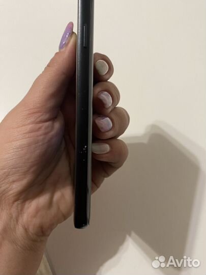 Телефон Samsung а3