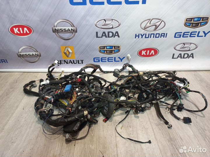 Проводка салона коса Renault logan 2
