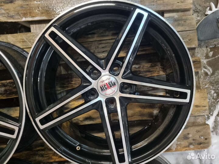 Комплект литых дисков на Ford Volvo Chery