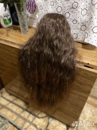 Парик из искусственных волос