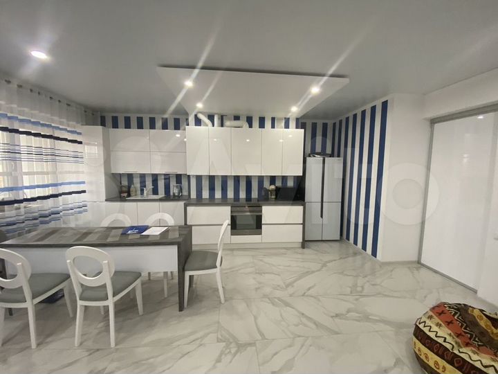 3-к. квартира, 89 м², 3/5 эт.