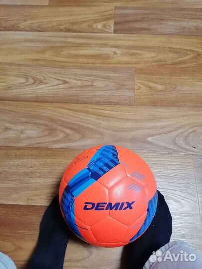 Футбольный мяч demix