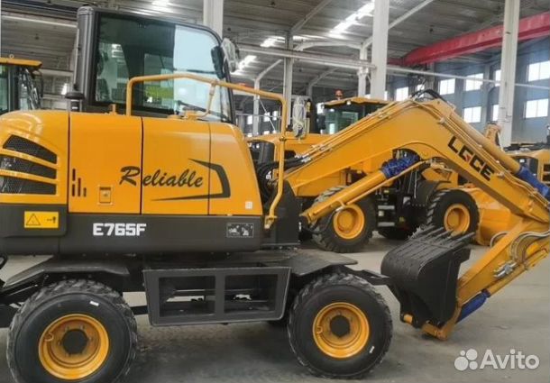 Колёсный экскаватор SDLG (LGCE) E765F, 2024