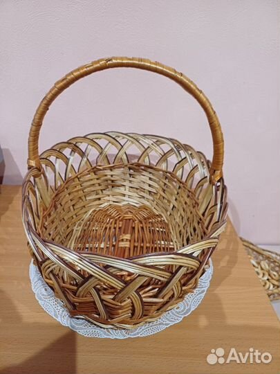 Корзина плетеная