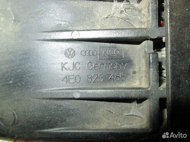 Крючок капота 4E0823485F