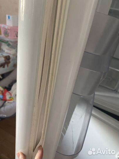 Холодильник indesit