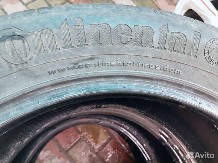 Continental ContiPremiumContact 5 215/55 R17