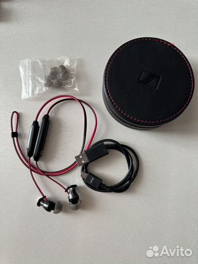 Беспроводные наушники Sennheiser momentum free m2