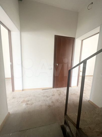 4-к. квартира, 160 м², 1/3 эт.