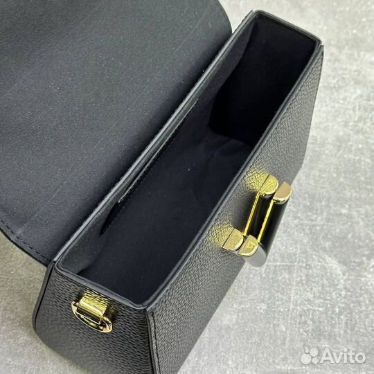 Сумка Louis Vuitton