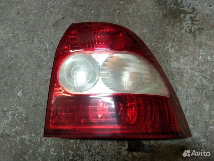 Фонарь задний правый Лада Приора седан