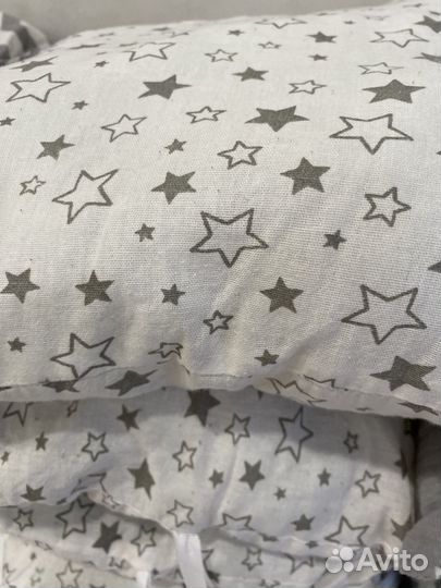 Бортики подушки в детскую кроватку