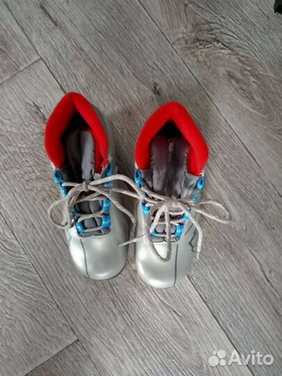 Беговые лыжи