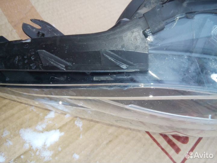 Фара левая Renault Kaptur