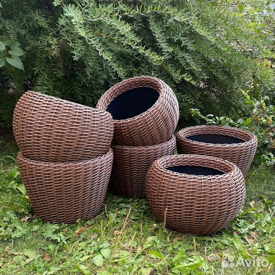Кашпо из ротанга
