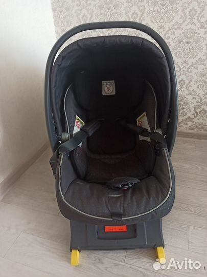 Автолюлька Peg perego с базой isofix