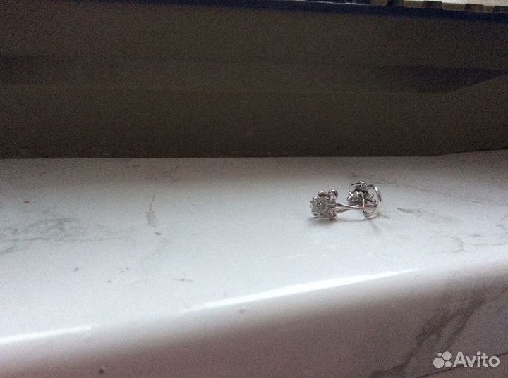 Серьги,гвоздик серебряные