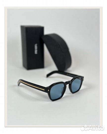 Солнечные очки prada