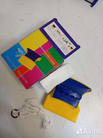 Двусторонняя щётка для мытья окон