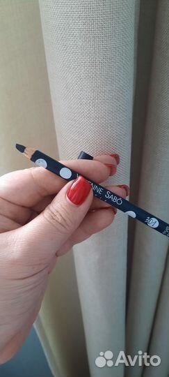 Декоративная косметика б/у пакетом