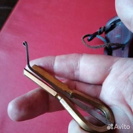 Варган алтайский в деревянном чехле