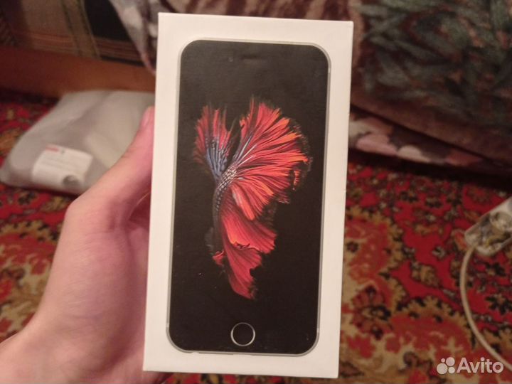 Коробка от iPhone 6s